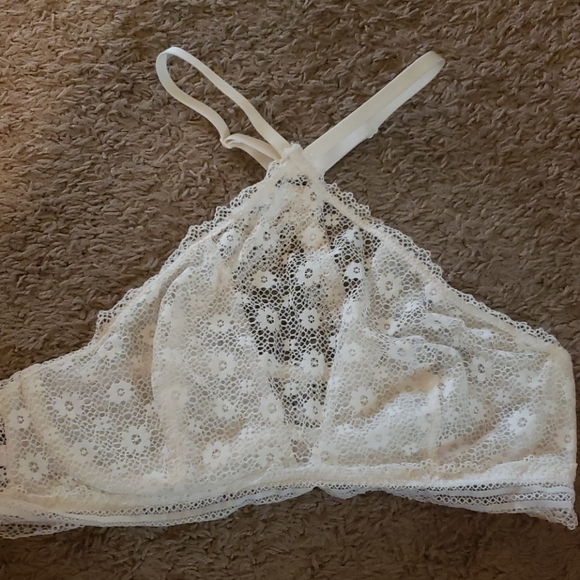 Victoria secret white bra - Picture 1 of 3